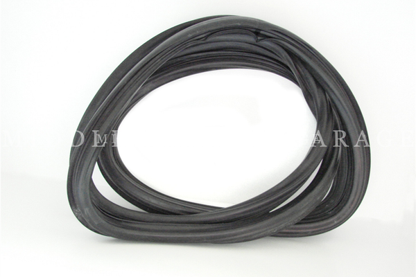 SIDE WINDOW RUBBERS (SET) 600M	